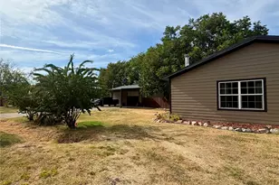 100 Nell Ln, Yantis, TX 75497 - Photo 3