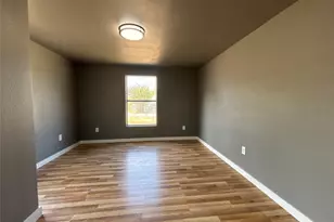 410 S Kaufman St, Seagoville, TX 75159 - Photo 9