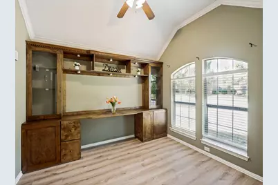 5908 Southmoor Lane, The Colony, TX 75056 - Photo 5