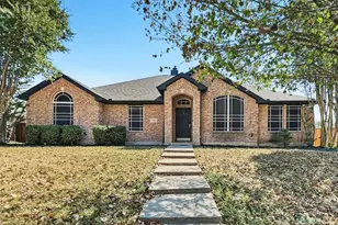 128 Annette St, Lancaster, TX 75146 - Photo 1