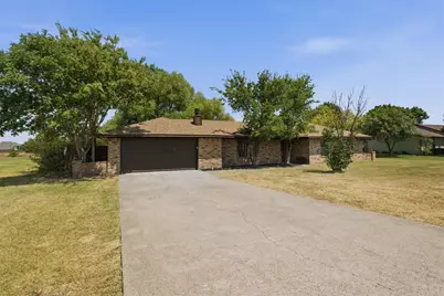 124 Prairie Creek Road, Red Oak, TX 75154 - Photo 1