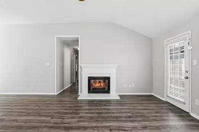 10616 Shadywood Drive, Fort Worth, TX 76140 - Photo 11