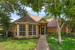 2421 E Windsor Dr, Denton, TX 76209 - Photo 3