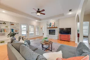 2421 E Windsor Dr, Denton, TX 76209 - Photo 5
