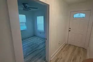 [Address not provided], Galveston, TX 77550 - Photo 5