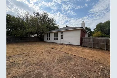 825 Dixon Lane, Denton, TX 76207 - Photo 5