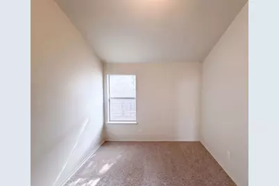 825 Dixon Lane, Denton, TX 76207 - Photo 15