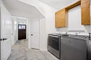 1852 Summit Ave, Dallas, TX 75206 - Photo 3