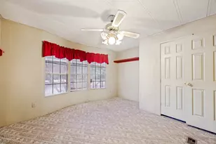 1842 Co Rd 1105, Ravenna, TX 75476 - Photo 17
