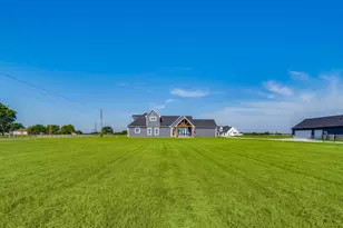 1561 Dixie Ests Wy, Whitesboro, TX 76273 - Photo 25