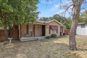 2640 Pioneer St, Fort Worth, TX 76119 - Photo 3