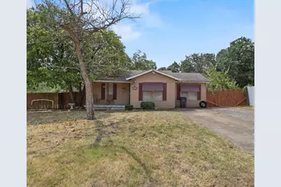2640 Pioneer Street, Fort Worth, TX 76119 - Photo 1