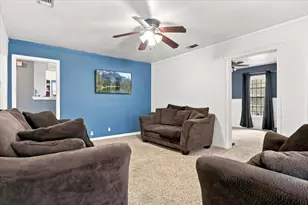 2640 Pioneer St, Fort Worth, TX 76119 - Photo 5