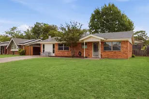 824 Crosby Ave, White Settlement, TX 76108 - Photo 3