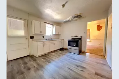 1323 S Denley Drive, Dallas, TX 75216 - Photo 5