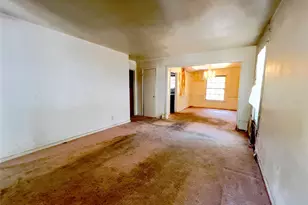 1323 S Denley Dr, Dallas, TX 75216 - Photo 3
