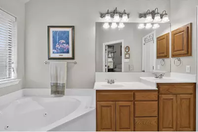 8955 River Falls Drive, Fort Worth, TX 76118 - Photo 25