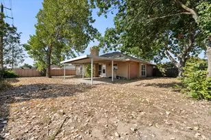 1212 Charles Dr, Alvarado, TX 76009 - Photo 21