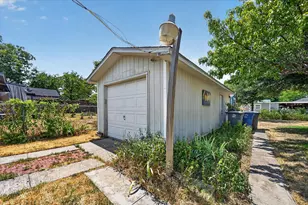 1211 S Montclair Ave, Dallas, TX 75208 - Photo 29