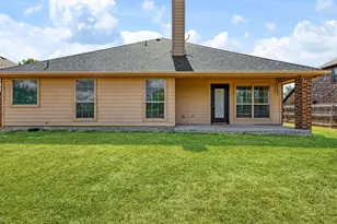 113 Holly St, Waxahachie, TX 75165 - Photo 31