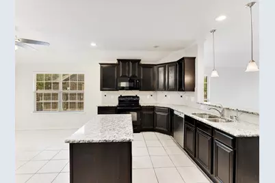 113 Holly Street, Waxahachie, TX 75165 - Photo 15
