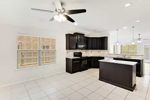 113 Holly St, Waxahachie, TX 75165 - Photo 11
