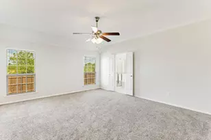 113 Holly St, Waxahachie, TX 75165 - Photo 25
