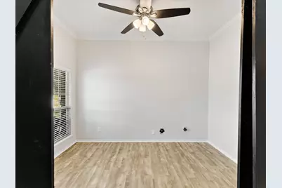 113 Holly Street, Waxahachie, TX 75165 - Photo 9