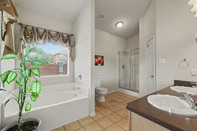 5896 Vista Heights Lane, Grand Prairie, TX 75052 - Photo 11