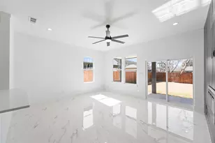 4107 Vineyard Dr, Dallas, TX 75212 - Photo 13