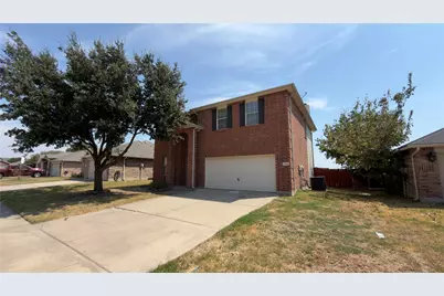 1740 Quail Springs Circle, Fort Worth, TX 76177 - Photo 3