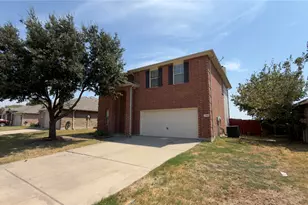 1740 Quail Springs Cir, Fort Worth, TX 76177 - Photo 3