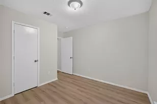 3312 Knoll Tr, Balch Springs, TX 75180 - Photo 25