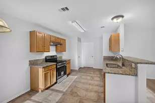 3312 Knoll Tr, Balch Springs, TX 75180 - Photo 11