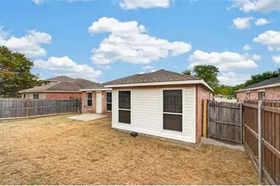 3312 Knoll Trail, Balch Springs, TX 75180 - Photo 3