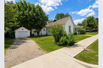 1018 N College Street, McKinney, TX 75069 - Photo 1
