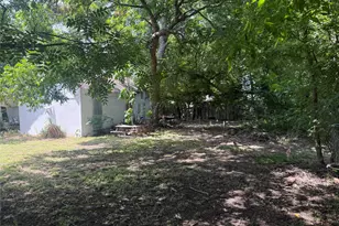1018 N College St, McKinney, TX 75069 - Photo 27