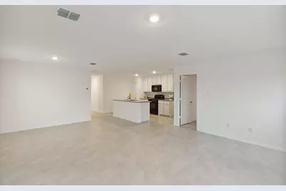 2517 Bunkerton Drive, Fort Worth, TX 76179 - Photo 5