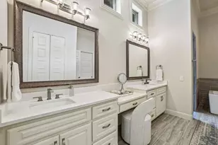 150 Freesia Dr, Flower Mound, TX 75028 - Photo 17