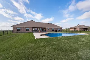 461 Pearson Ranch Rd, Weatherford, TX 76087 - Photo 37
