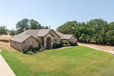 6909 Westover Drive, Granbury, TX 76049 - Photo 3