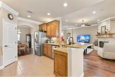 6909 Westover Drive, Granbury, TX 76049 - Photo 15