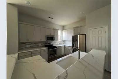 9405 Drovers View Trail, Fort Worth, TX 76131 - Photo 3