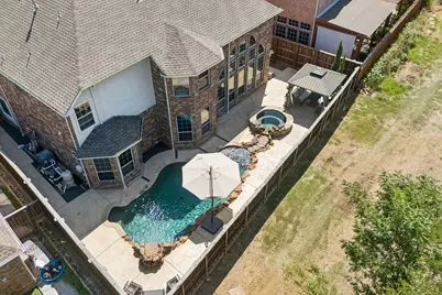 9033 Jasmine Lane, Irving, TX 75063 - Photo 37
