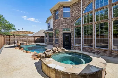 9033 Jasmine Lane, Irving, TX 75063 - Photo 31