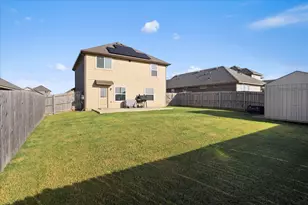 1604 Blue Jay Dr, Ennis, TX 75119 - Photo 37