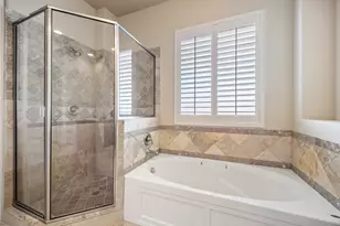 14737 Stanford Ct, Addison, TX 75254 - Photo 13