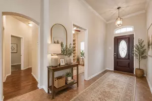 2813 Fox Creek Trail, Arlington, TX 76017 - Photo 3