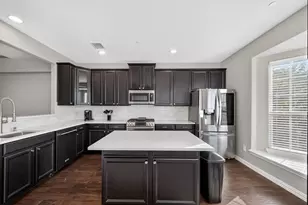 7880 Oxer Dr, Irving, TX 75063 - Photo 3