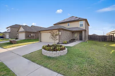1604 Blue Jay Drive, Ennis, TX 75119 - Photo 1